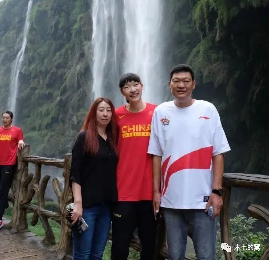 《异形：地球》发布全新预告收起 时长：01:25建议WIFI下打开 近日，剧集《异形：地球》发布全新预告及海报。